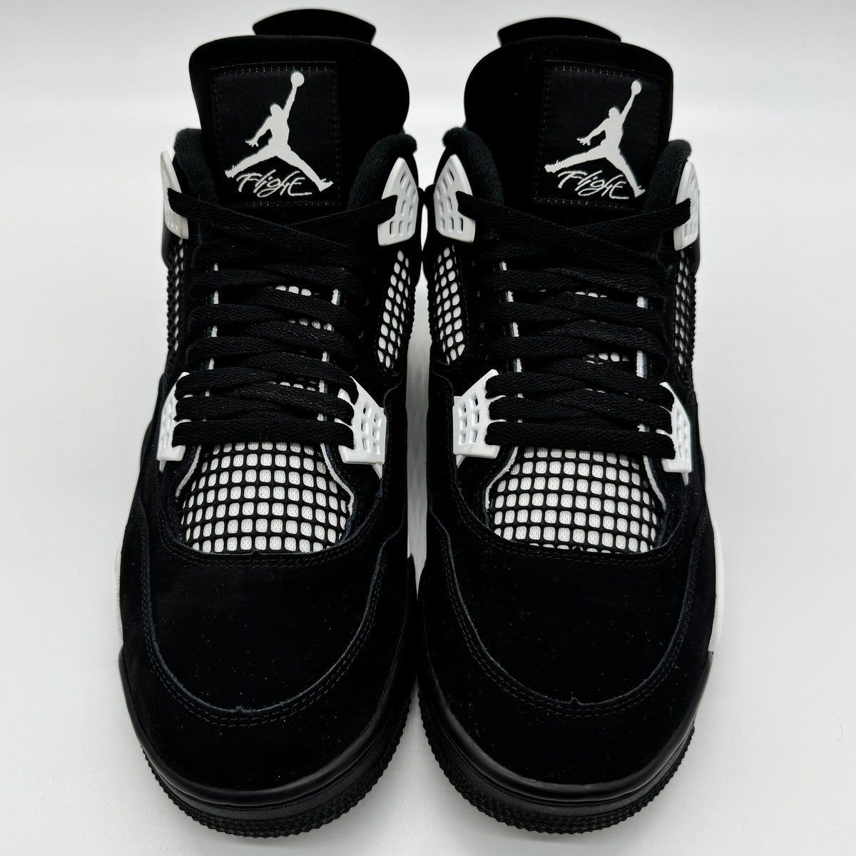 Jordan 4 White Thunder