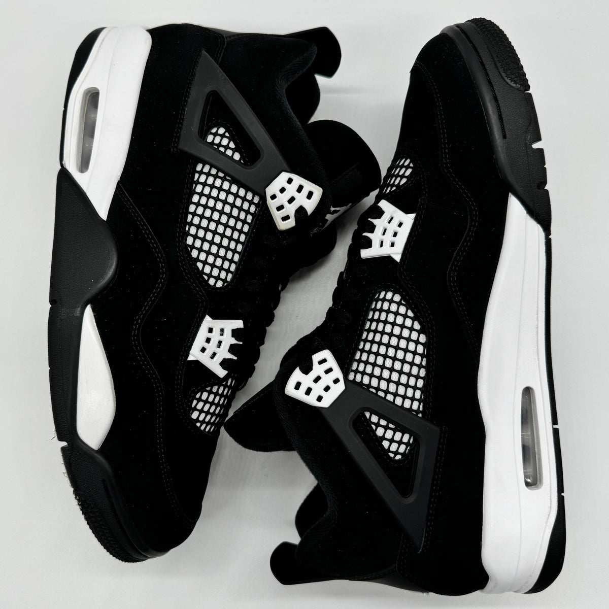 Jordan 4 White Thunder