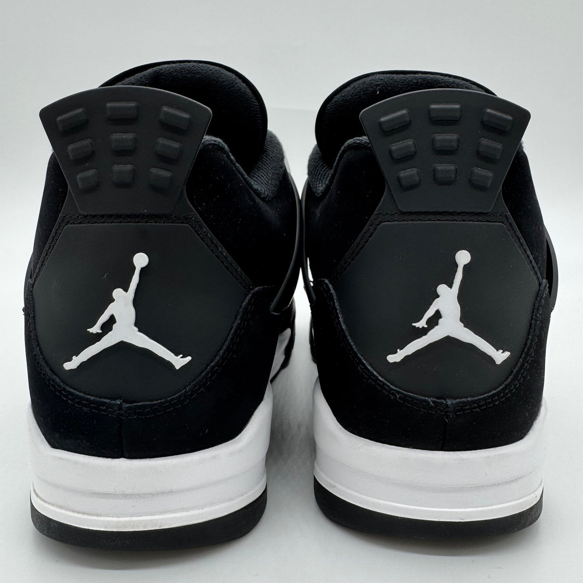Jordan 4 White Thunder