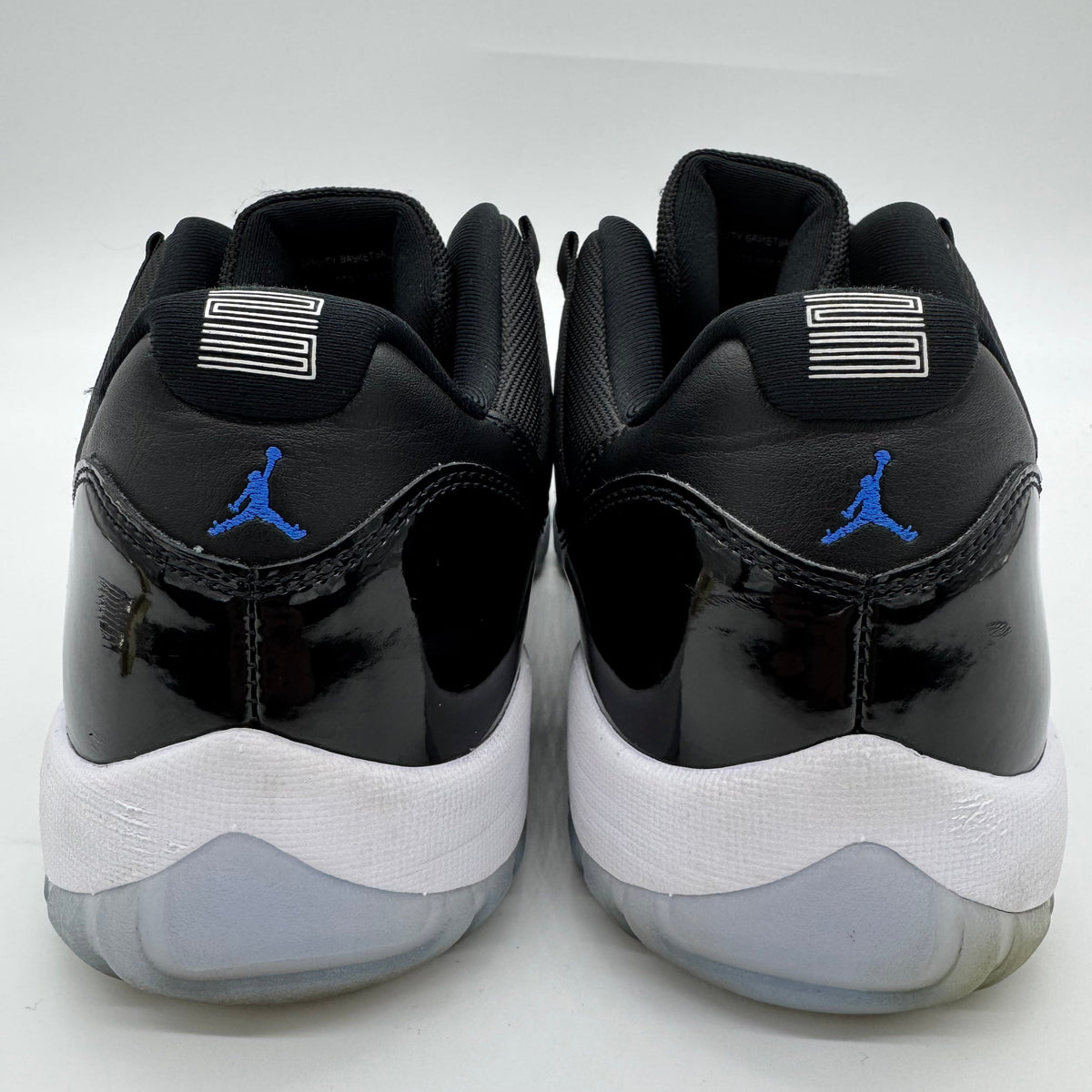 Jordan 11 Low Space Jam