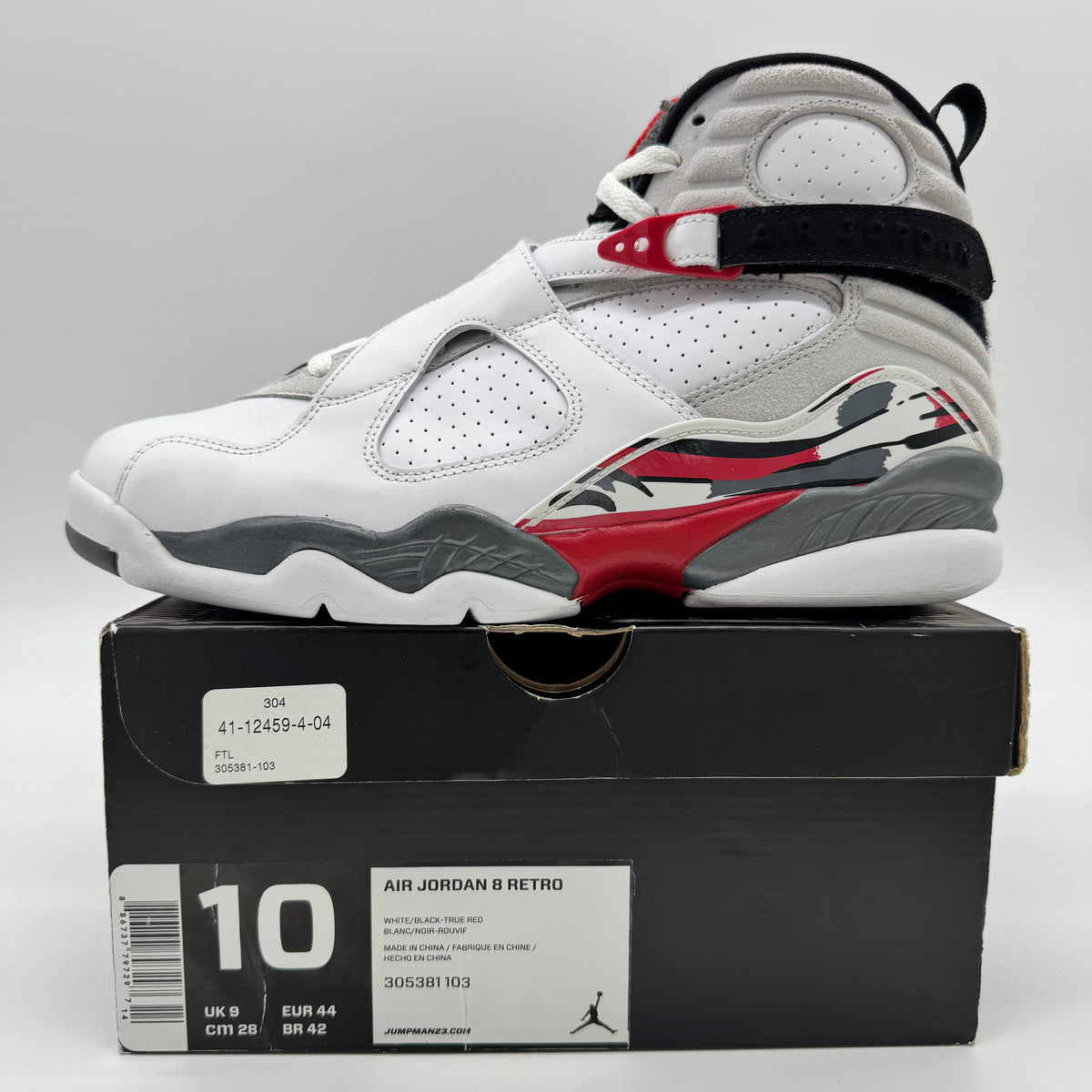 Jordan 8 Bugs Bunny (2013)