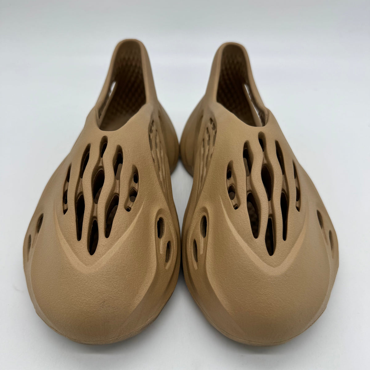Adidas Yeezy Foam RNNR Ochre