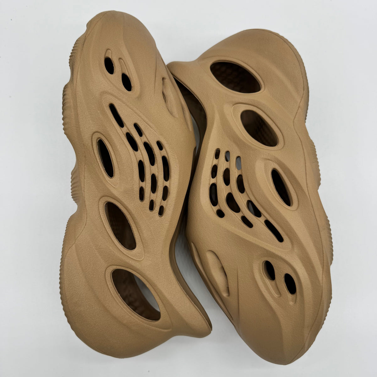Adidas Yeezy Foam RNNR Ochre