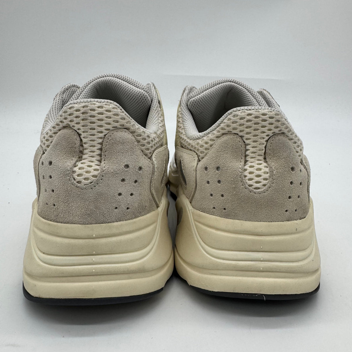 Adidas Yeezy Boost 700 Analog