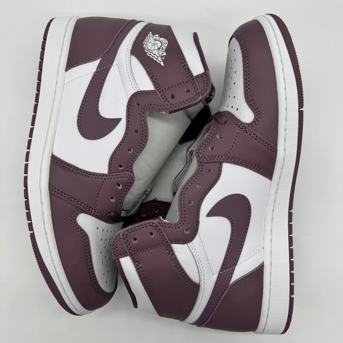 Jordan 1 High OG Mauve