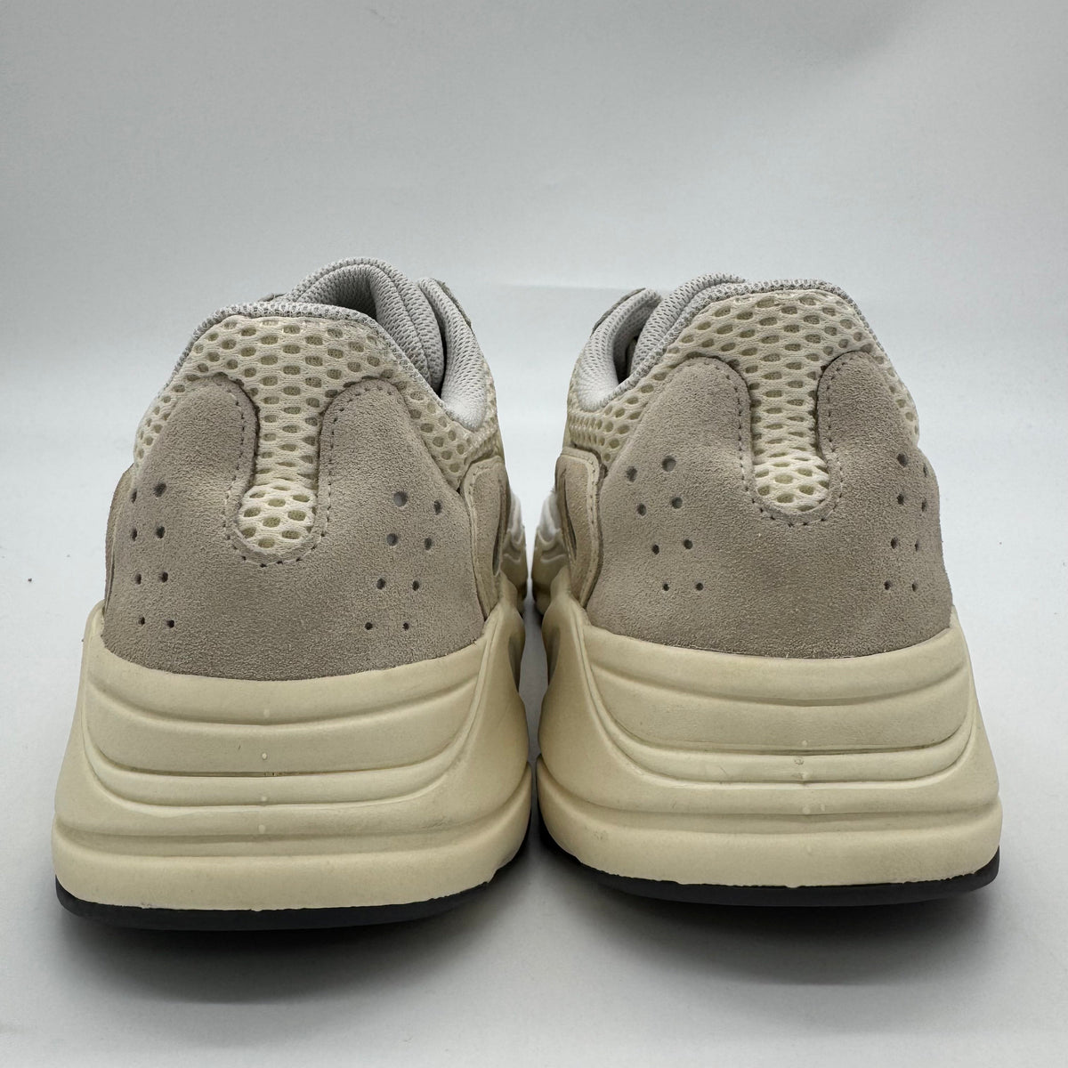 Adidas Yeezy Boost 700 Analog