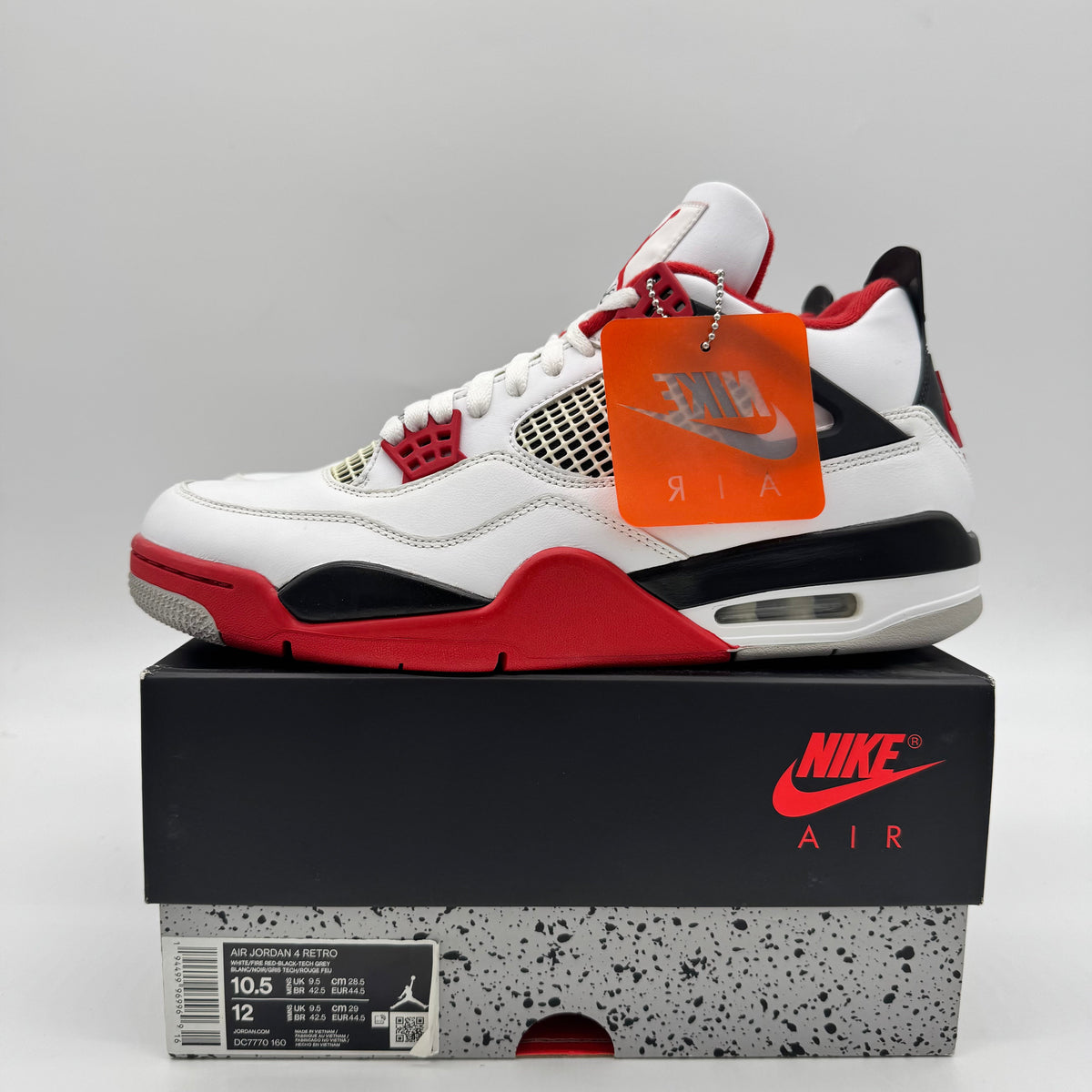 Jordan 4 Fire Red (2020)