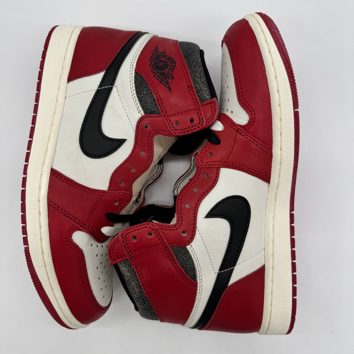 Jordan 1 Chicago Lost and Found