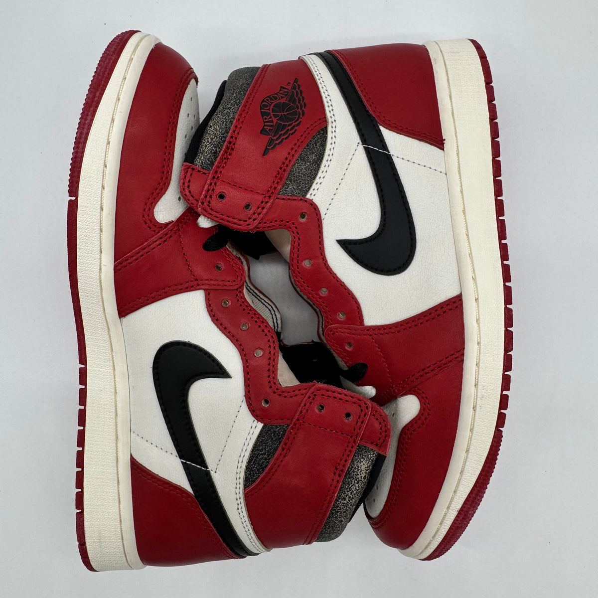 Jordan 1 Chicago Lost and Found