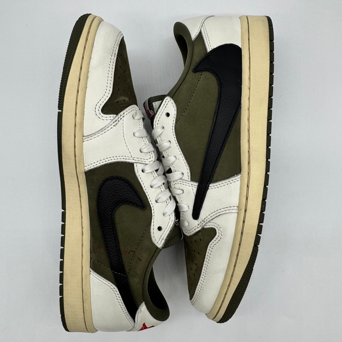 Jordan 1 Low Travis Scott Medium Olive