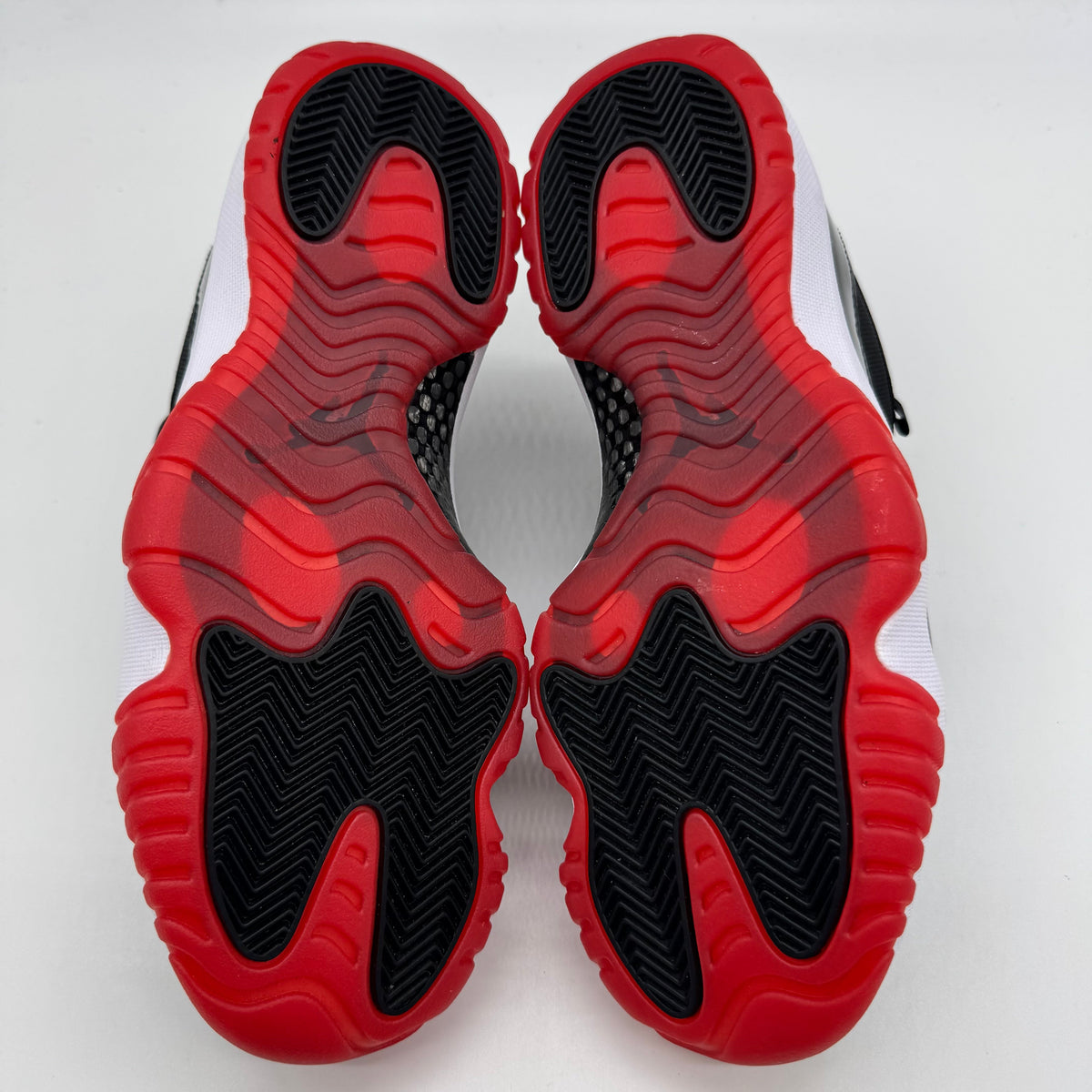 Jordan 11 Low Bred (2025)