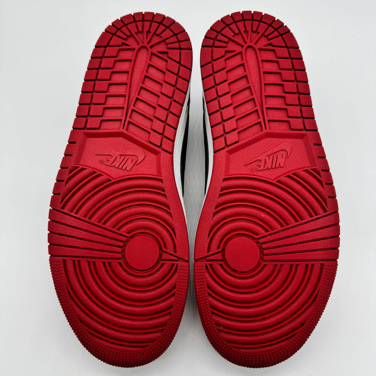 Jordan 1 Low Chicago (2025)