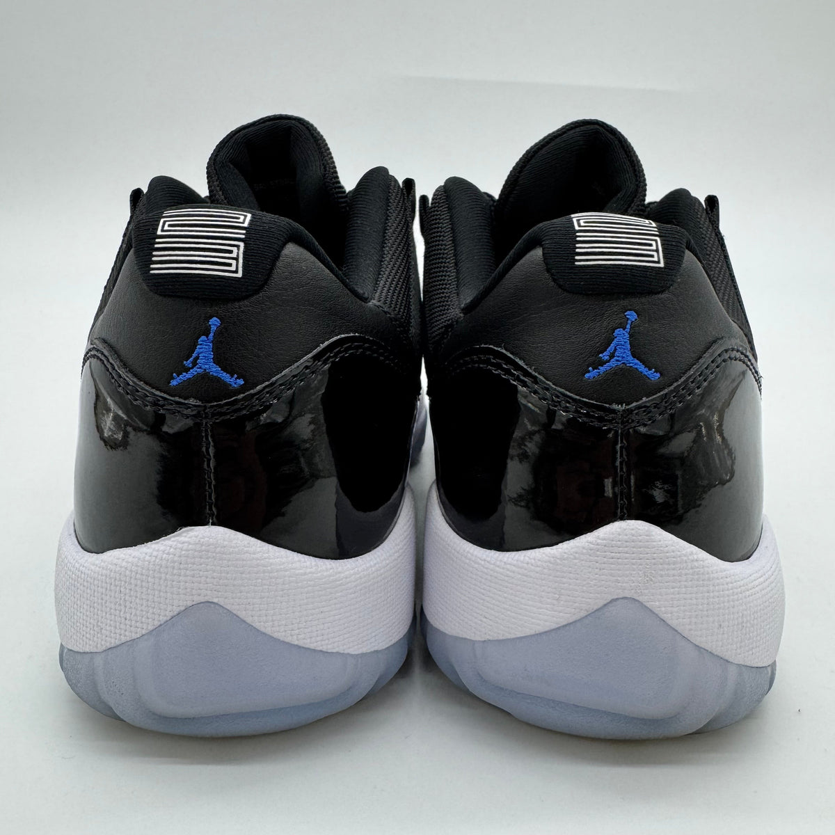 Jordan 11 Low Space Jam