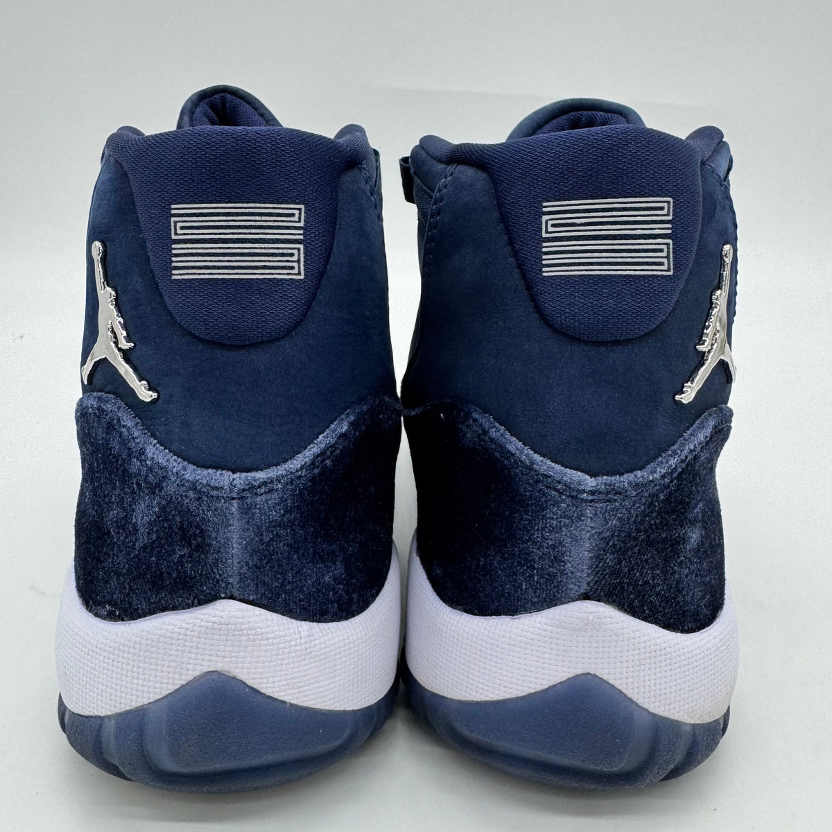 Jordan 11 Midnight Navy (Women's)