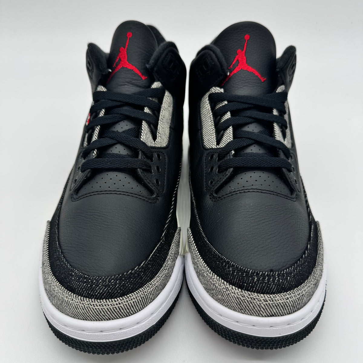 Jordan 3 Levi's Black