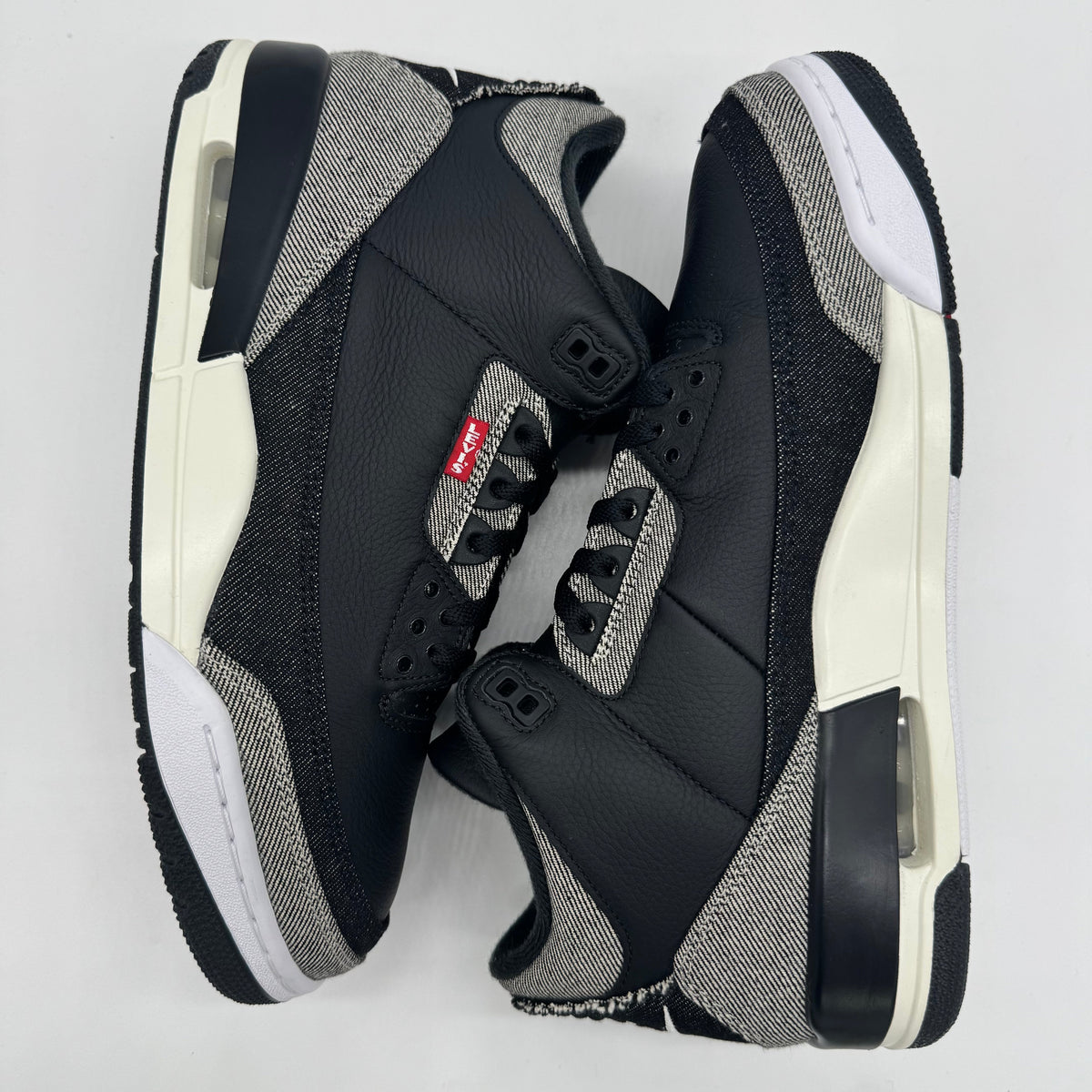 Jordan 3 Levi's Black