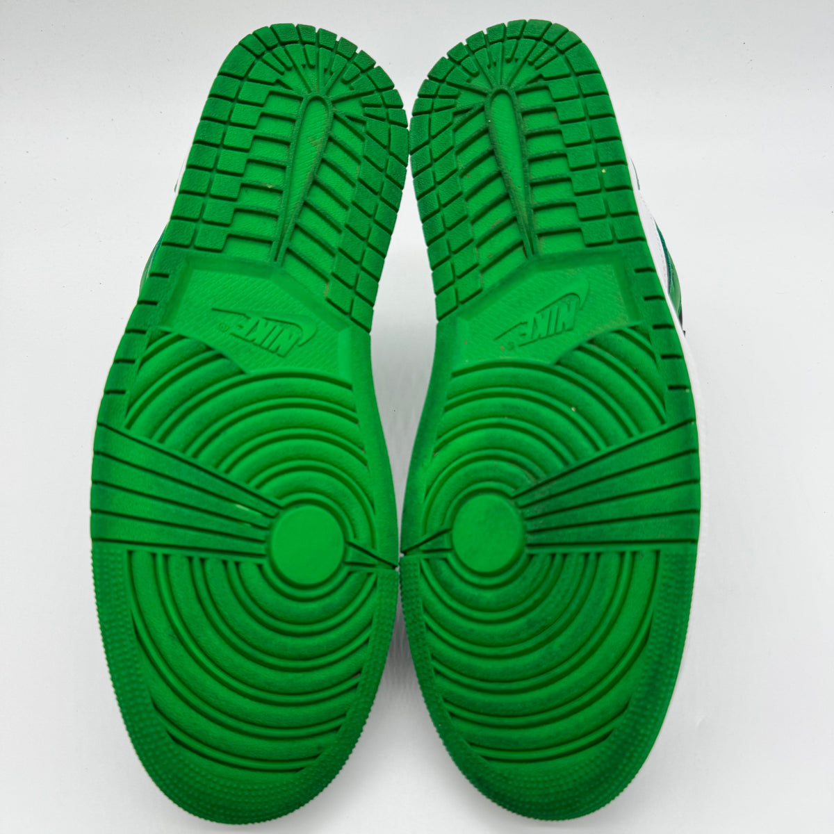 Jordan 1 High OG Lucky Green
