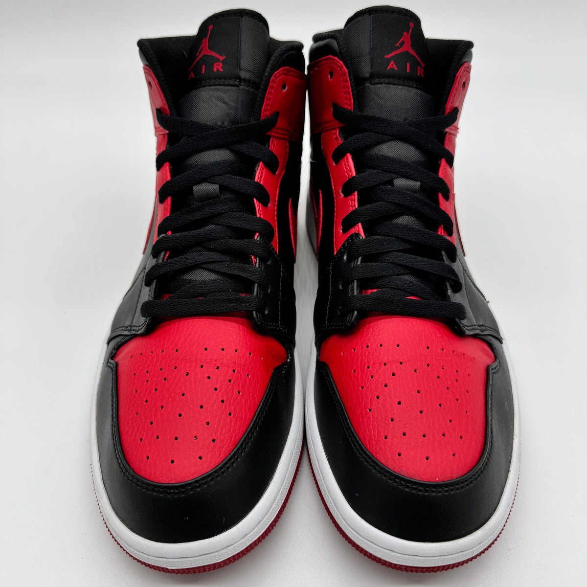 Jordan 1 Mid Banned (2020)