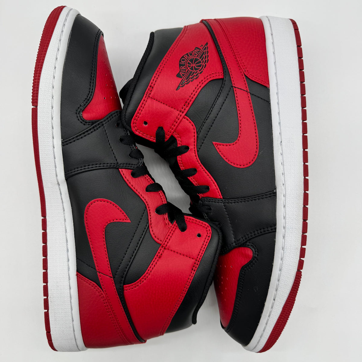 Jordan 1 Mid Banned (2020)