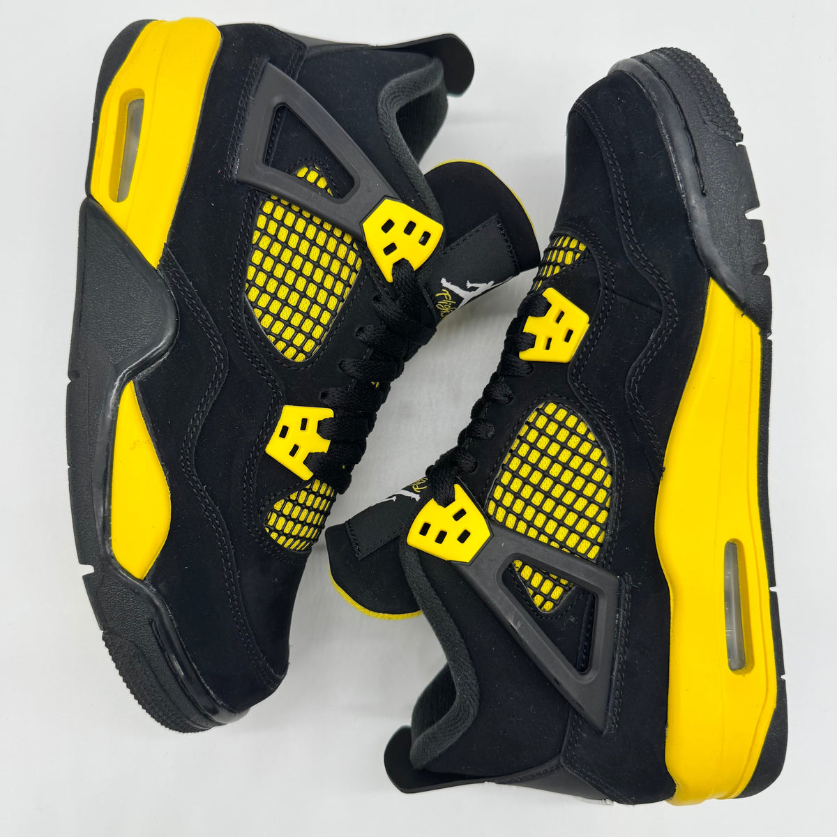 Jordan 4 Thunder (2023) (GS)