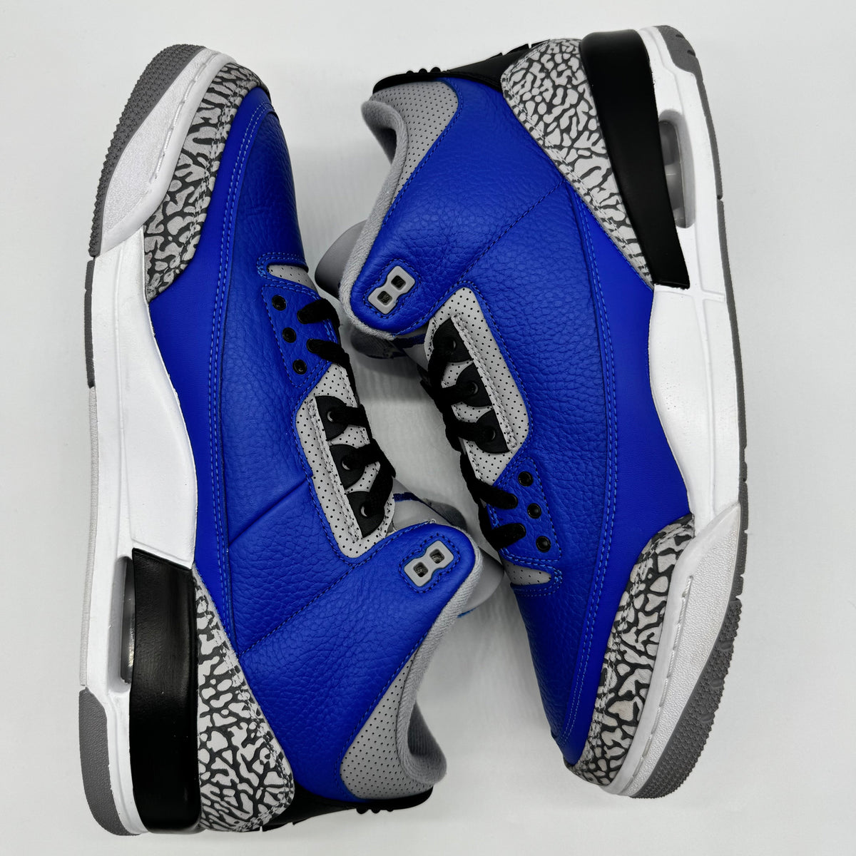 Jordan 3 Varsity Royal Cement