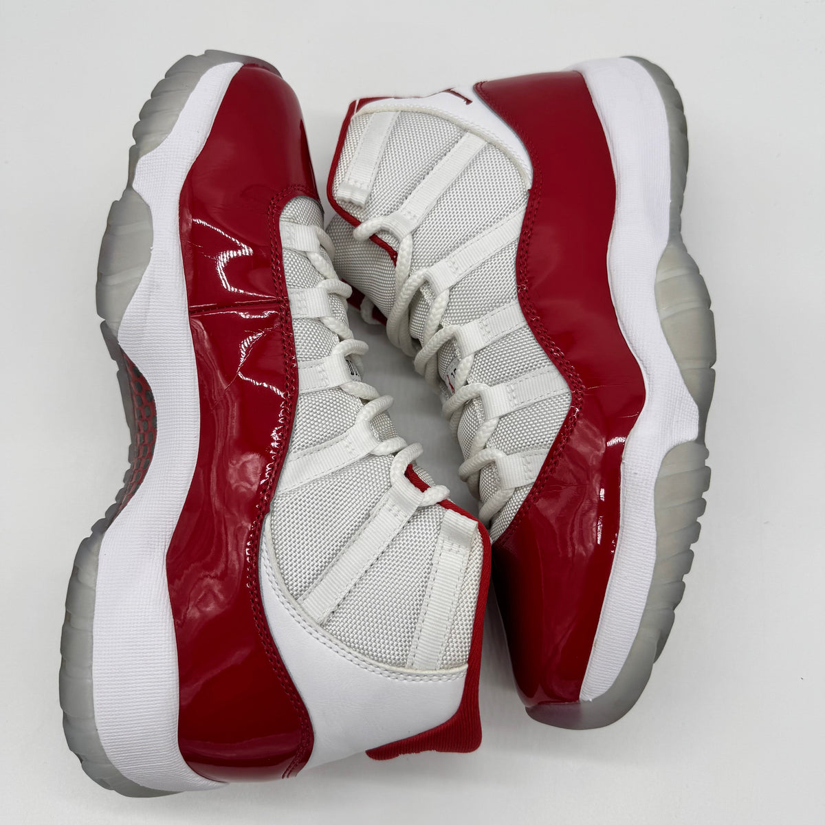Jordan 11 Cherry (2022)