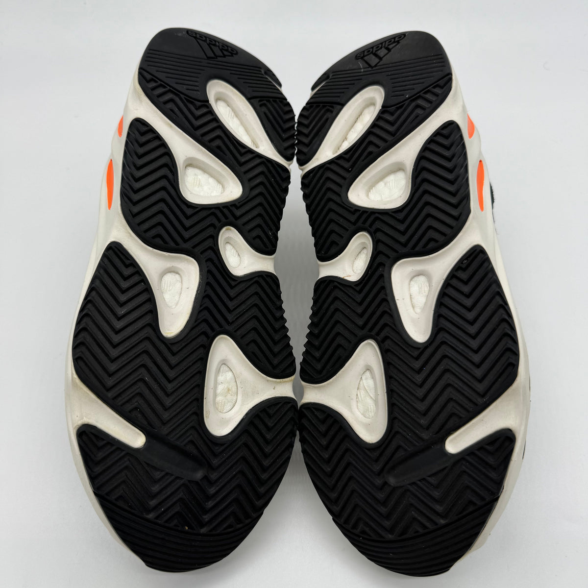 Adidas Yeezy Boost 700 Wave Runner