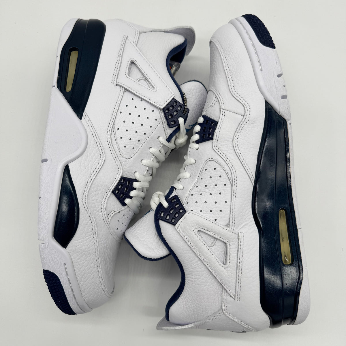 Jordan 4 Columbia (2015)
