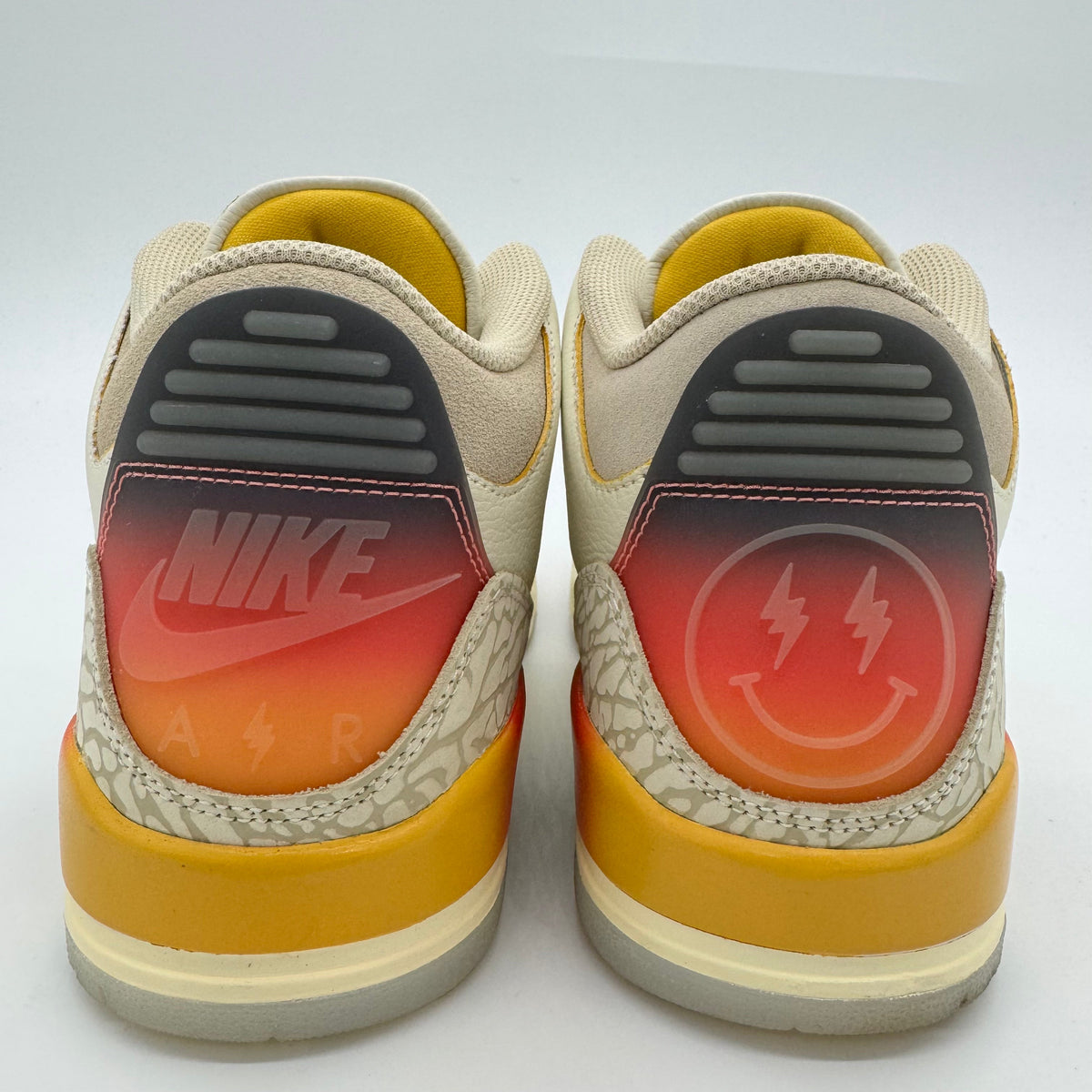 Jordan 3 SP J Balvin Medellin Sunset
