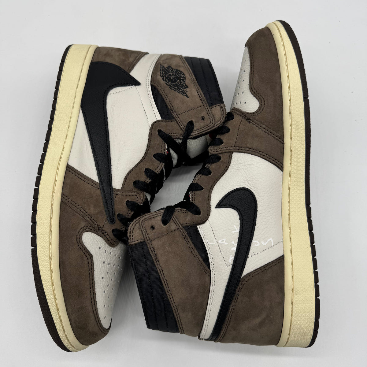 Jordan 1 High OG SP Travis Scott Mocha