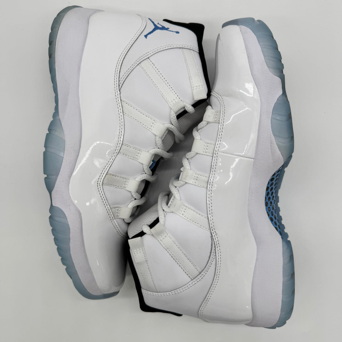 Jordan 11 High Legend Blue (2024)