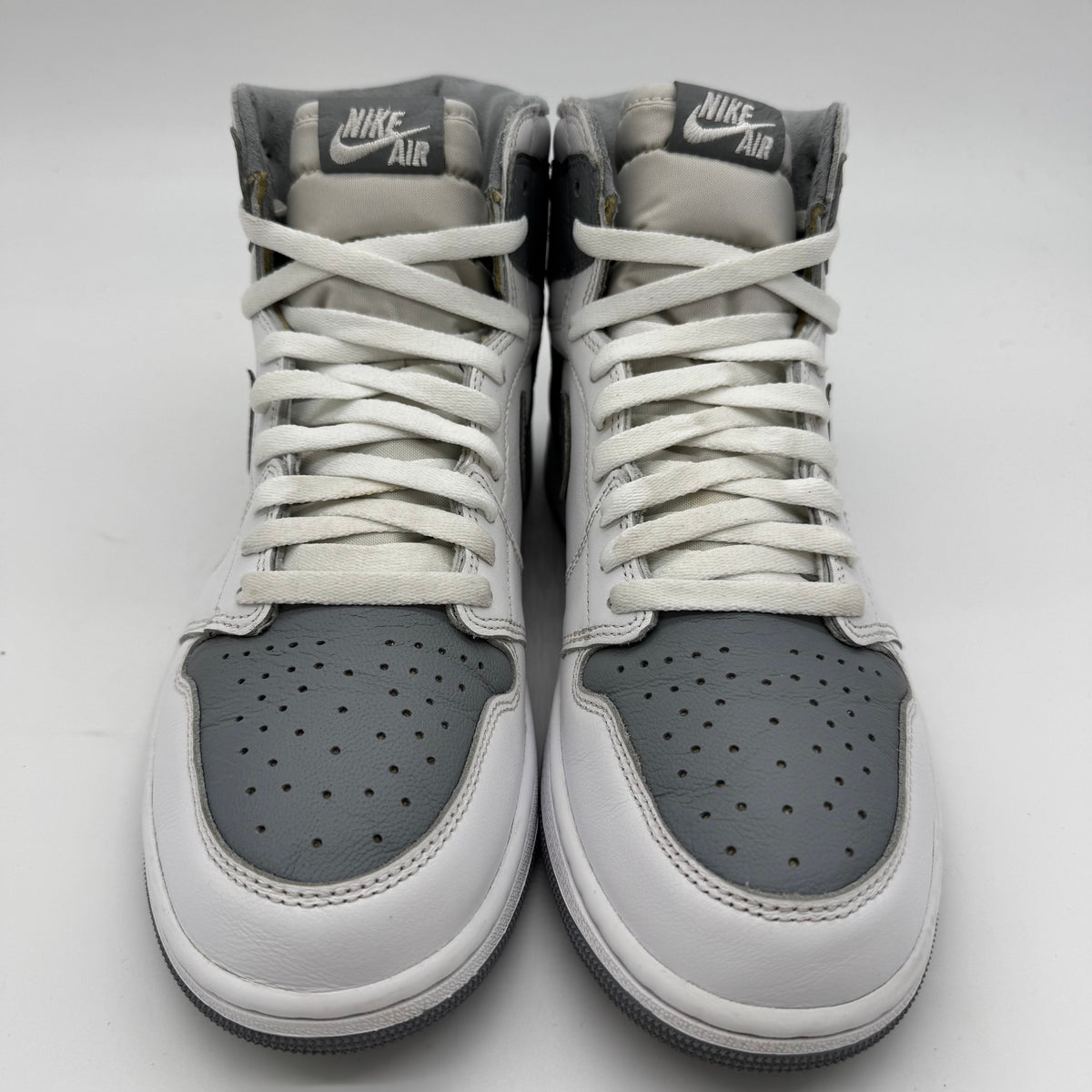 Jordan 1 High OG Stealth