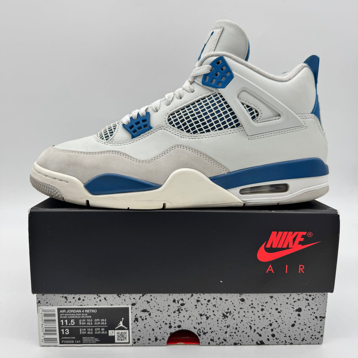 Jordan 4 Military Blue (2024)