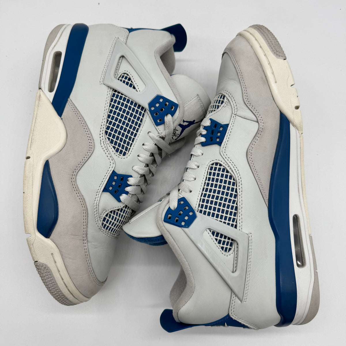 Jordan 4 Military Blue (2024)