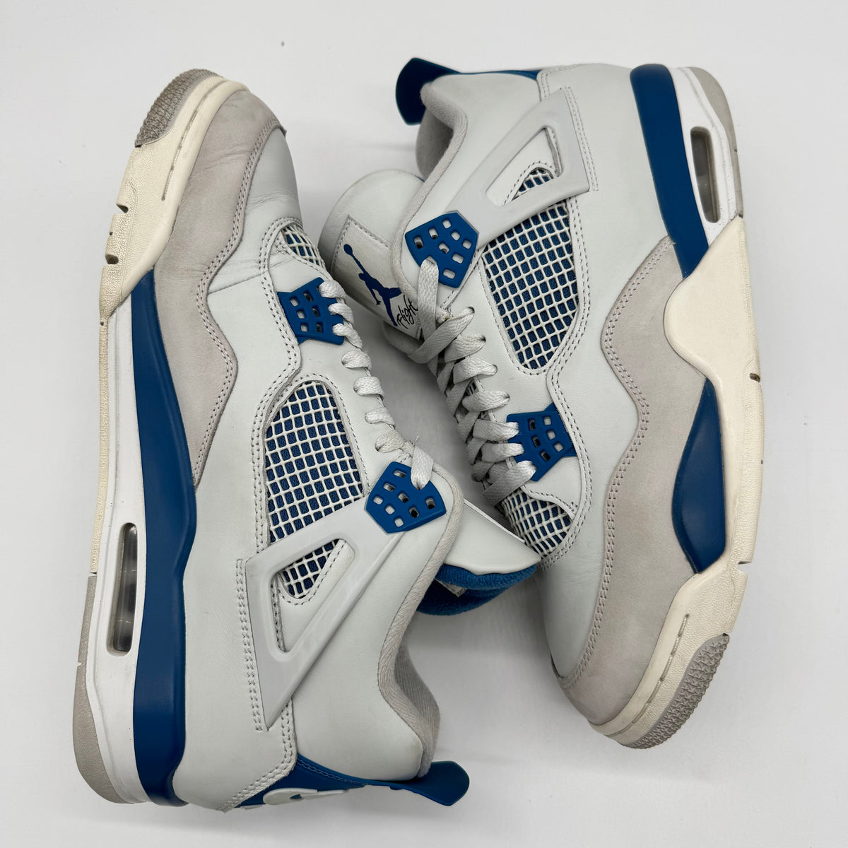 Jordan 4 Military Blue (2024)