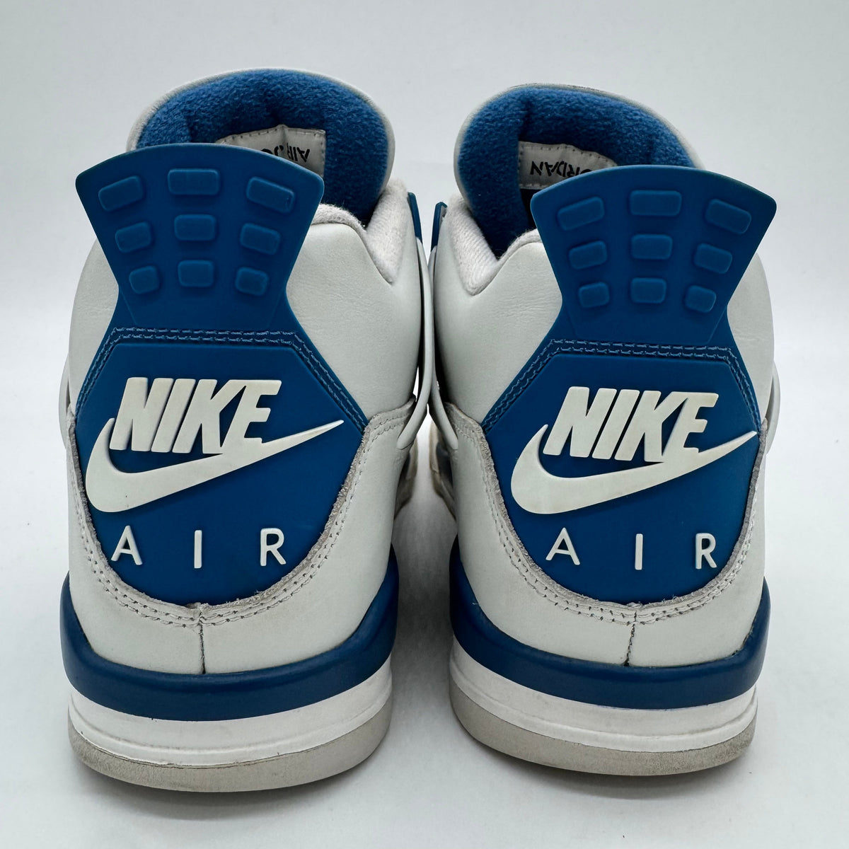Jordan 4 Military Blue (2024)