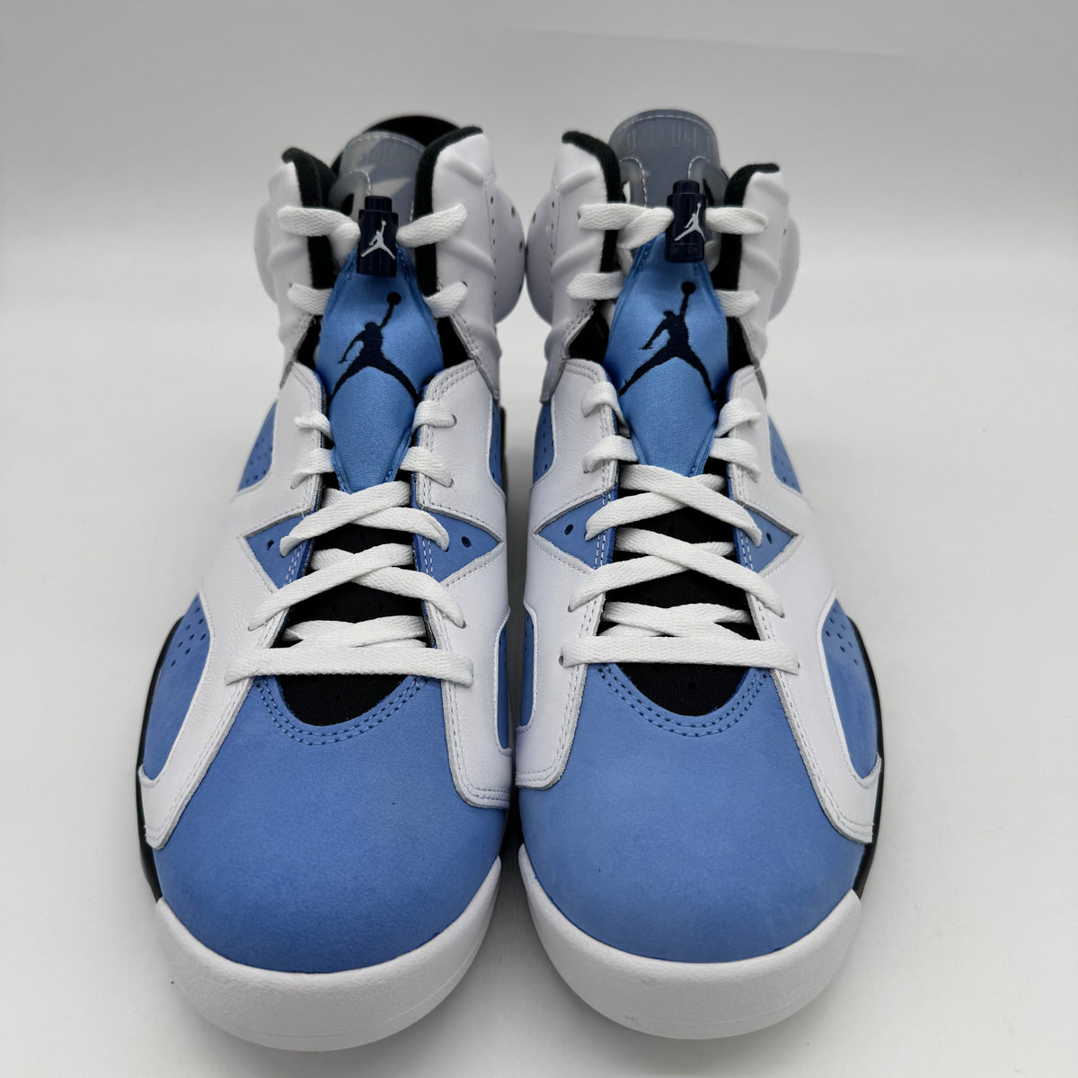 Jordan 6 UNC White