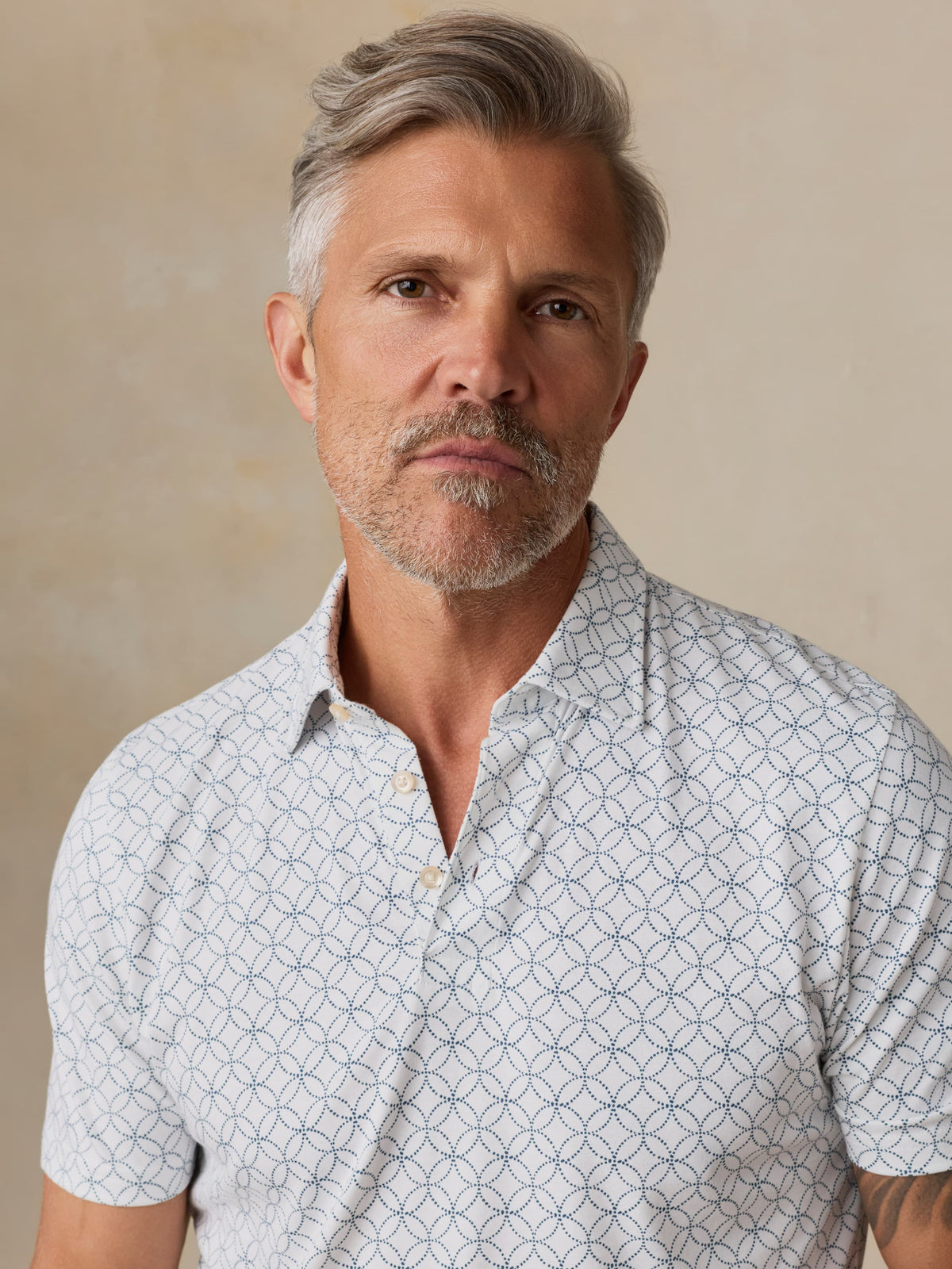 Short-Sleeve Movement Pique Polo - Ivory Blue Moonlight