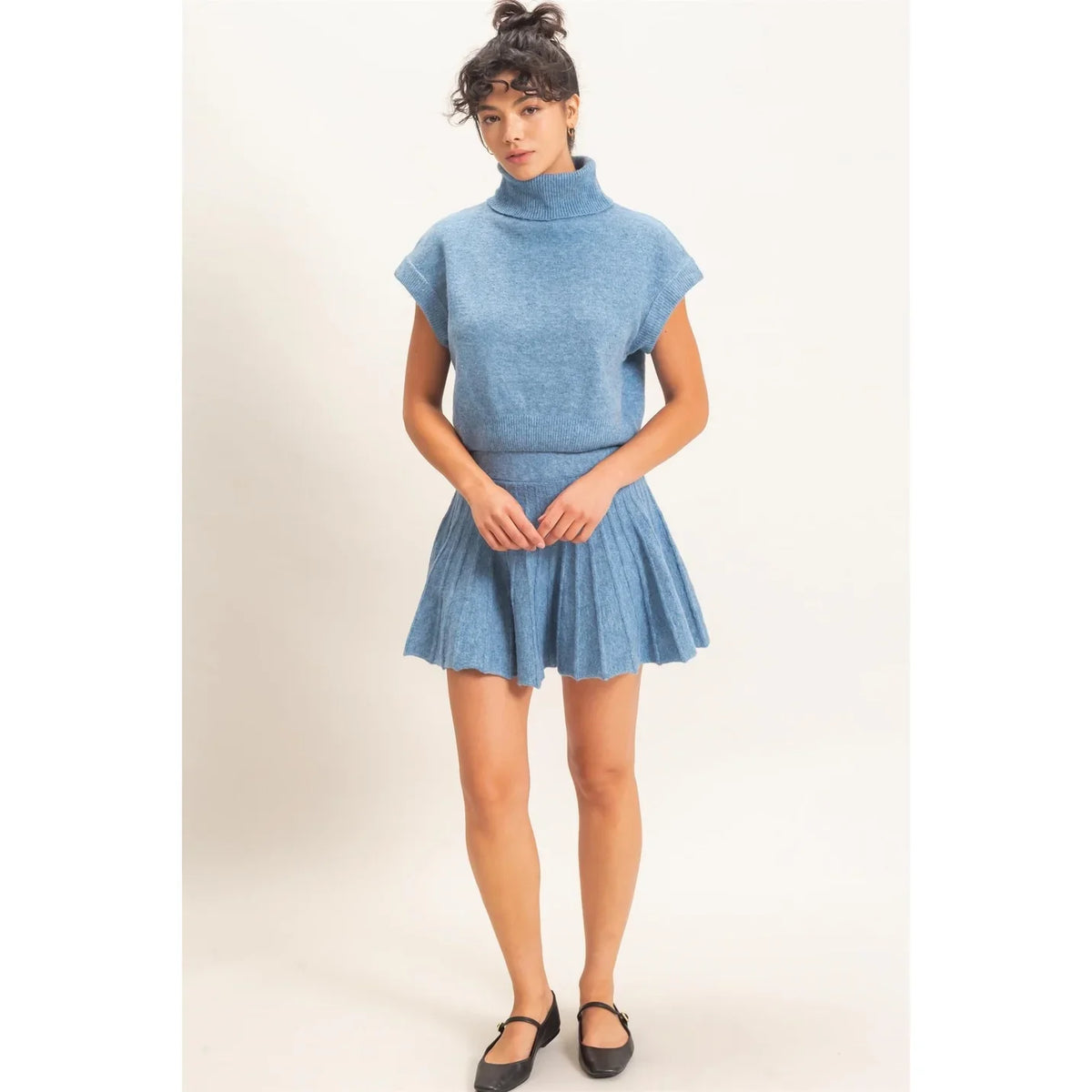 TURTLENECK CROP TOP & PLEATED SKIRT SET