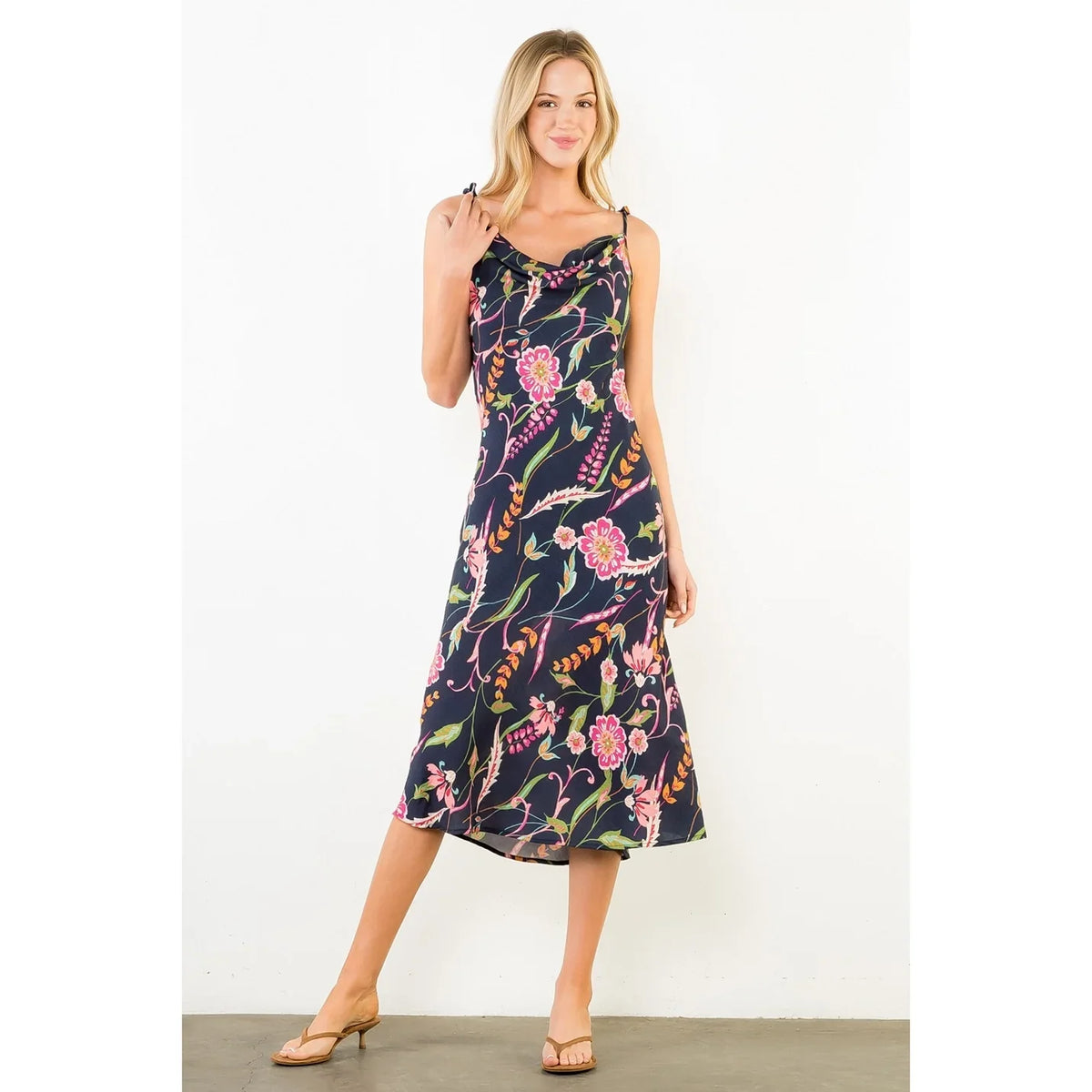 TIE STRAP FLORAL PATTERN DRESS