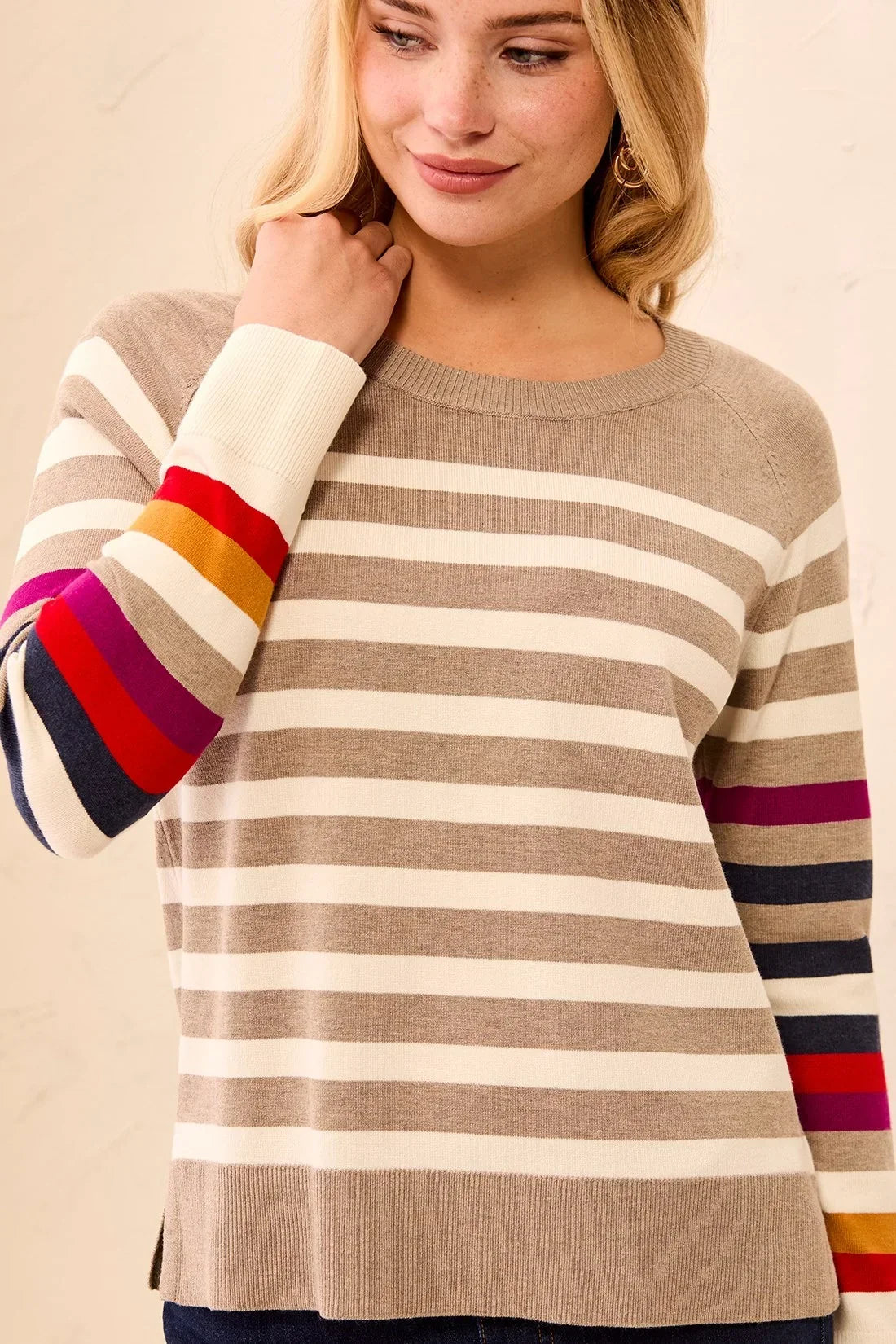 LONG SLEEVE STRIPE CREW NECK SWEATER