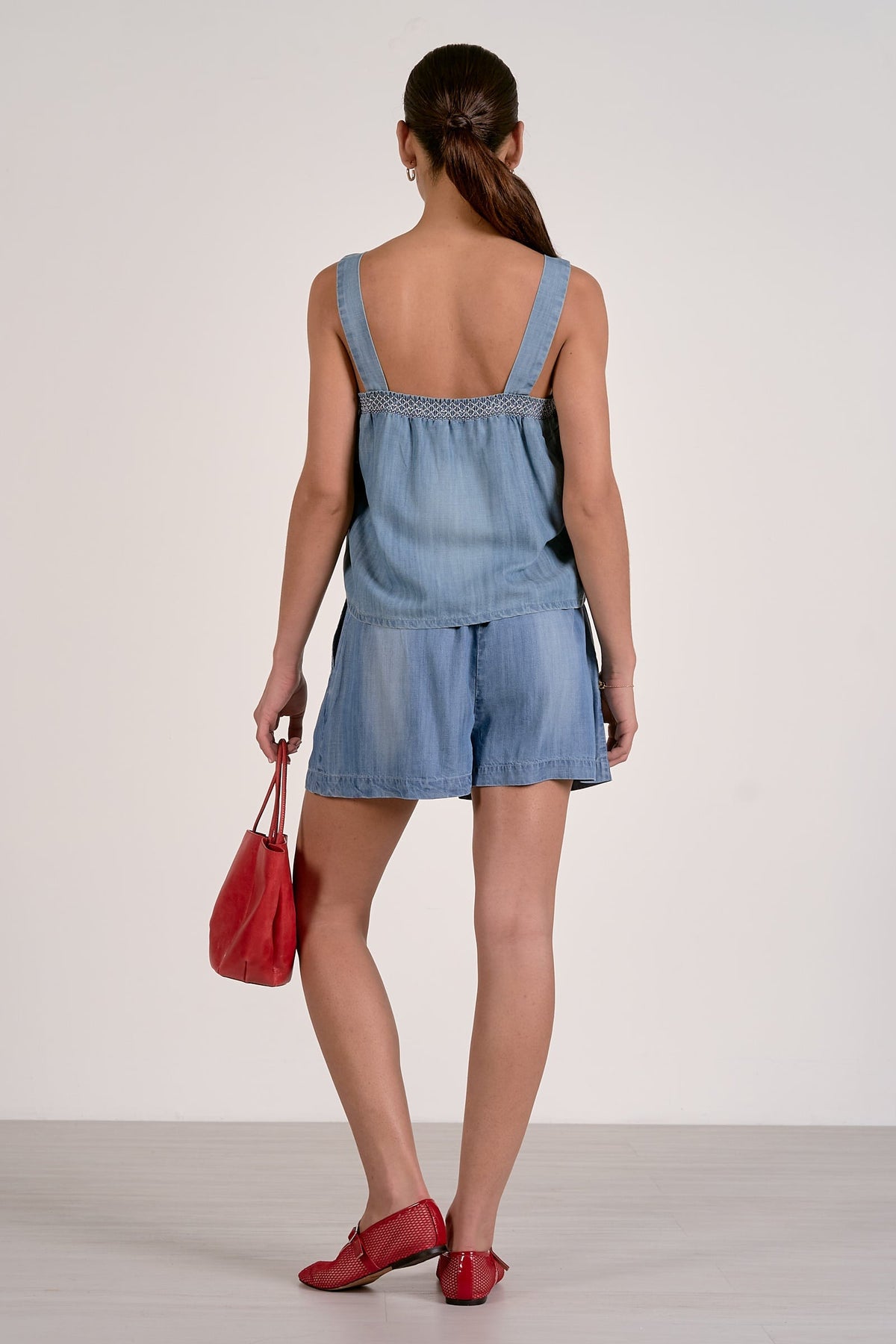 FLOWY TANK TOP